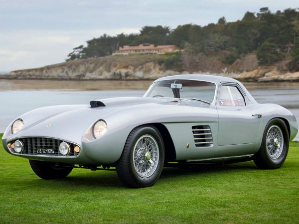 பெபுள் பீச் கான்கர்ஸ் டி எலிகன்ஸ்