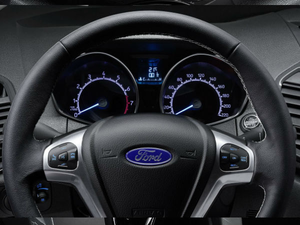 இன்ஸ்ட்ரூமென்ட் க்ளஸ்ட்டர்