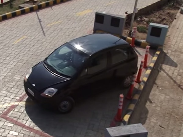 அறைகுறைகளுக்கு வேலை இல்லை