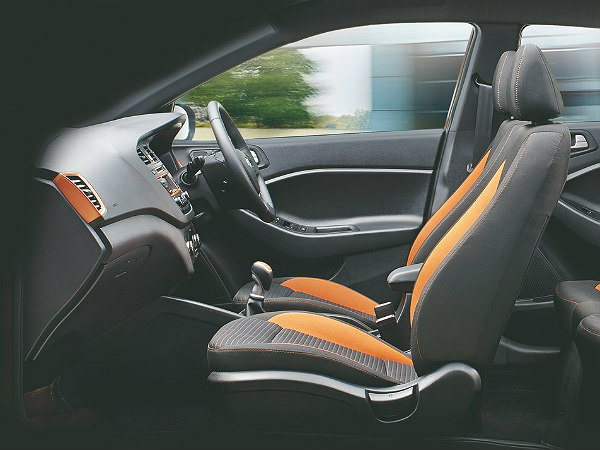 முன் இருக்கை