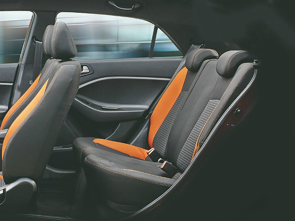 பின் இருக்கை