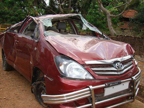 04.இன்னோவா