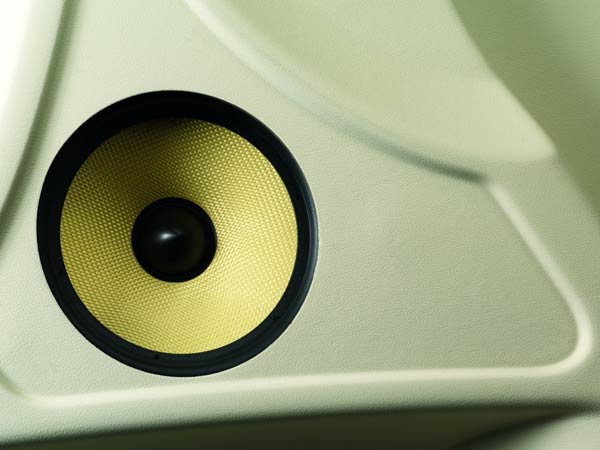 சுவாரஸ்யமான கார் ஆடியோ சிஸ்டம் படங்கள்