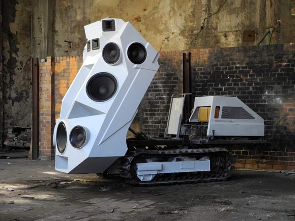 சுவாரஸ்யமான கார் ஆடியோ சிஸ்டம் படங்கள்