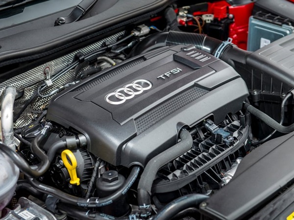 எஞ்சின்