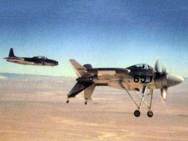 22. லாக்ஹீட் எக்ஸ்எஃப்வி