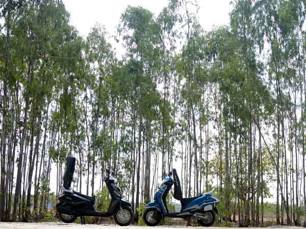  12. இருக்கையை திறக்கும் வசதி