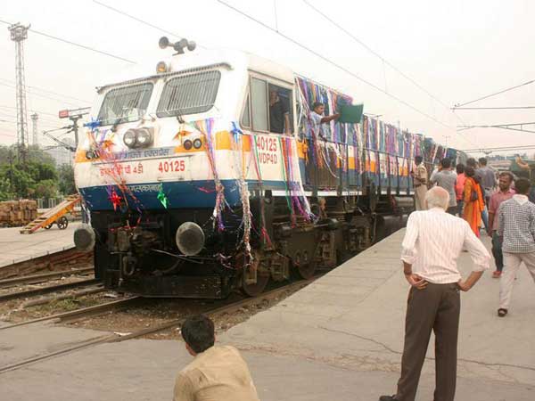 29. மூன்றுவித டிராக்குகள்