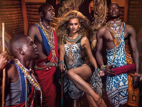 2015 மிஸ் ட்யூனிங் காலண்டர் படங்கள்