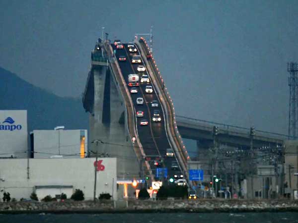 ஜப்பான் பாலம்