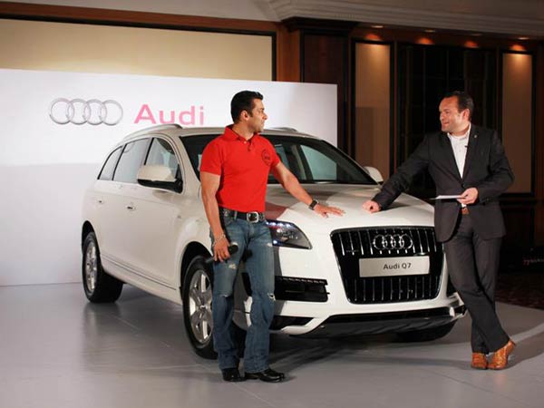 04. பரிசாக வந்த ஆடி 04. பரிசாக வந்த ஆடி