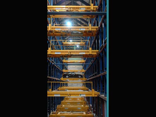 குறைவான இடத்தில் அதிக கார்கள்