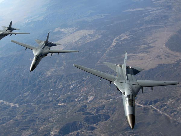 09. ஜெனரல் டைனமிக்ஸ் எஃப் 111 ஆர்ட்வார்க்