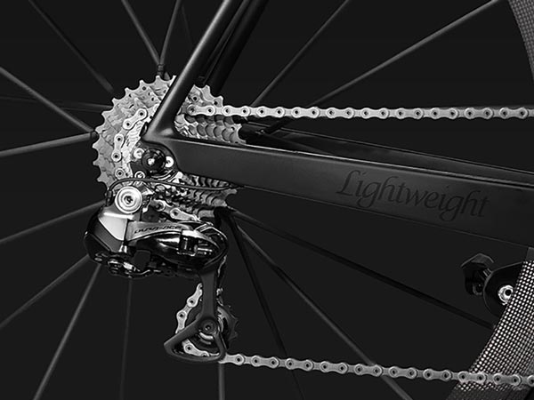 ஜப்பானில் விற்பனை