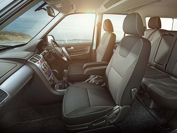  இன்டிரியர்