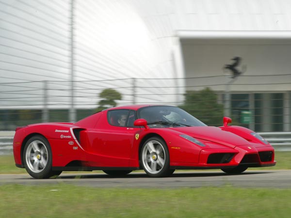 என்ஸோ கார் பற்றி...