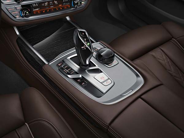  எஞ்சின் விபரம்