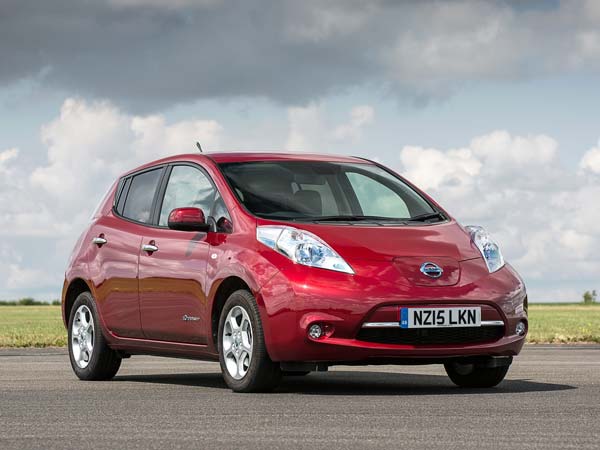 02. நிசான் லீஃப்