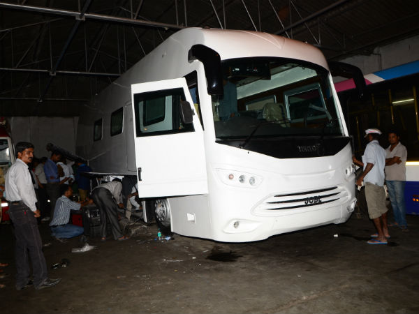 பென்ஸ் பஸ்