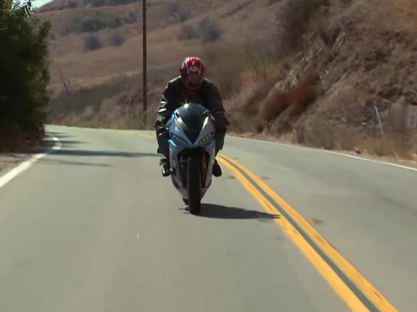 அதிகபட்ச வேகம்