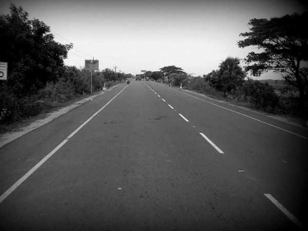 03. கிழக்கு கடற்கரை சாலை