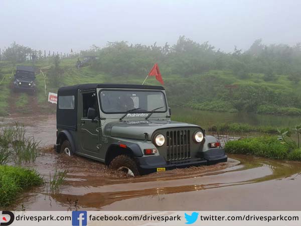 05. கிளியர் லென்ஸ் ஹெட்லைட்ஸ