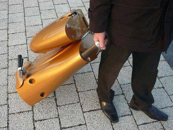 எளிதாக மடக்கலாம்...