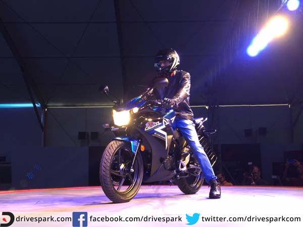  எஞ்சின்