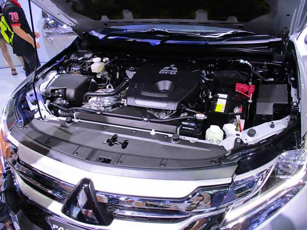 எஞ்சின்