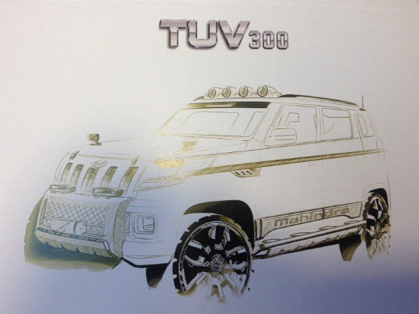  03. மஹிந்திரா டியூவி300