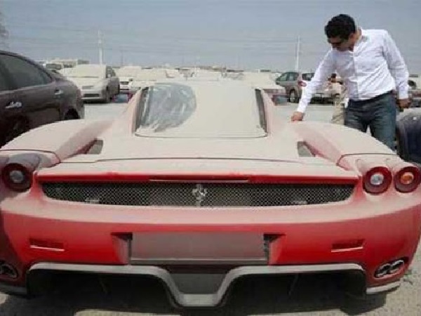 மில்லியன் டாலர் கார்