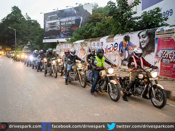 02. சிறு குழுக்கள்