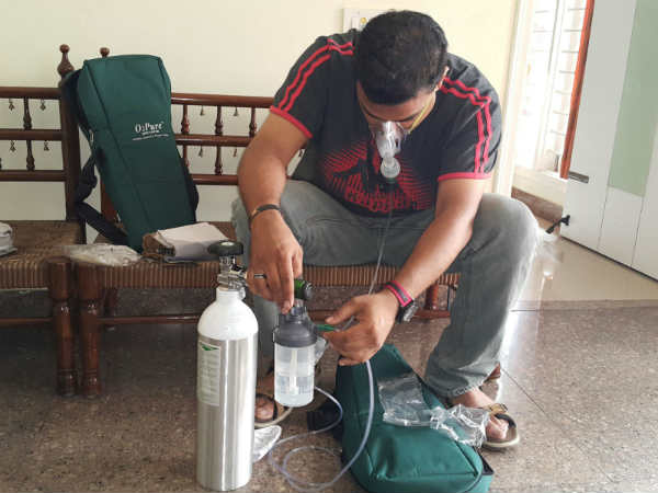 ஆக்சிஜன் சிலிண்டர்