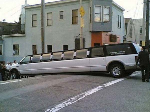 விந்தையான வாகன விபத்துக்கள்