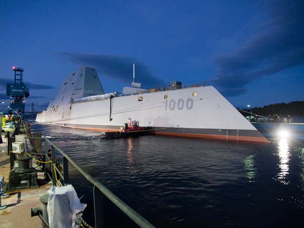 03. டிடிஜி 1000 ஜும்வால்ட் க்ளாஸ் போர் கப்பல்