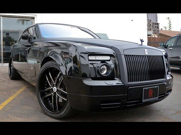  08. ரோல்ஸ்ராய்ஸ் ஆல் கார்பன் ஃபைபர் ஃபான்டம் கூபே