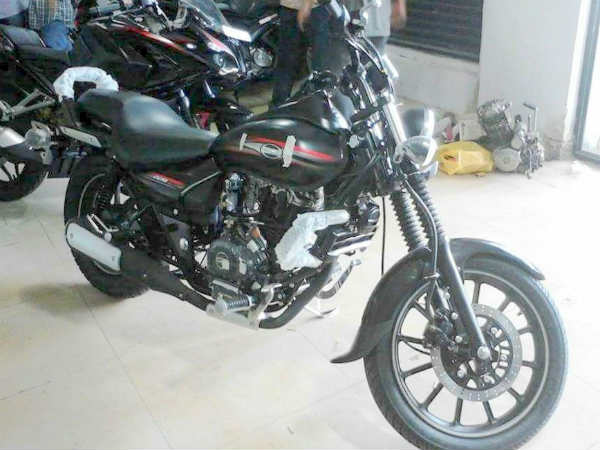 பஜாஜ் அவென்ஜர் ஸ்ட்ரீட்