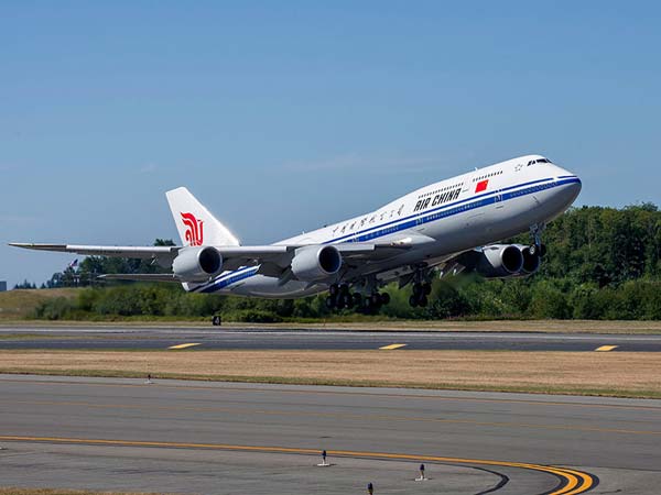 01. போயிங் 747