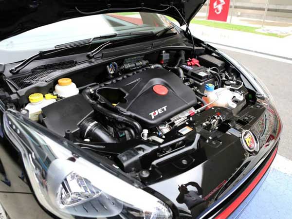  புன்ட்டோ அபார்த் எஞ்சின்