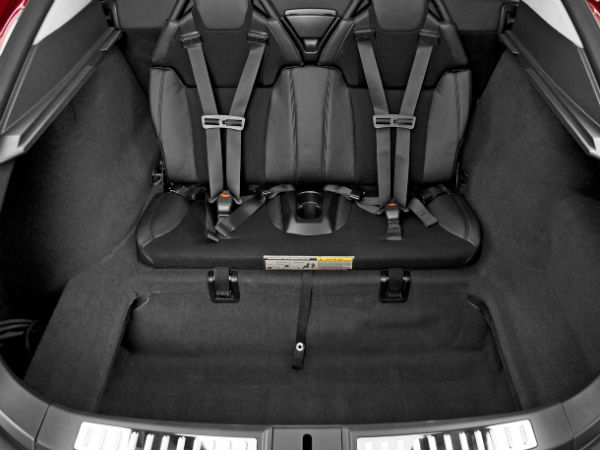  7 சீட்டர் செடான்