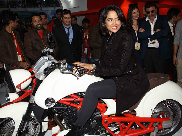 மக்களின் பங்கேற்பு;