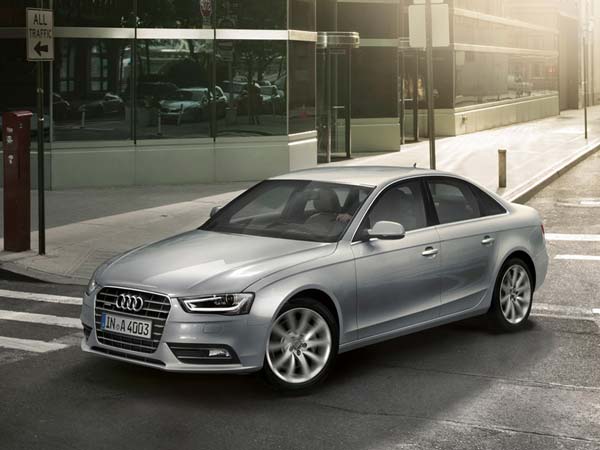 லக்‌சுரி செடான் (சொகுசு செடான்) - ஆடி ஏ4