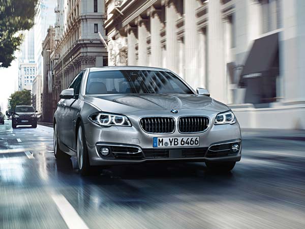 லக்‌சுரி செடான் (சொகுசு செடான்) - பிஎம்டபுள்யூ 5 சீரீஸ்