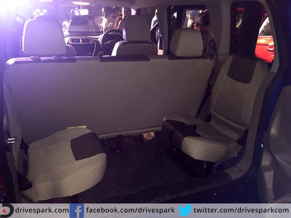 7 சீட்டர்