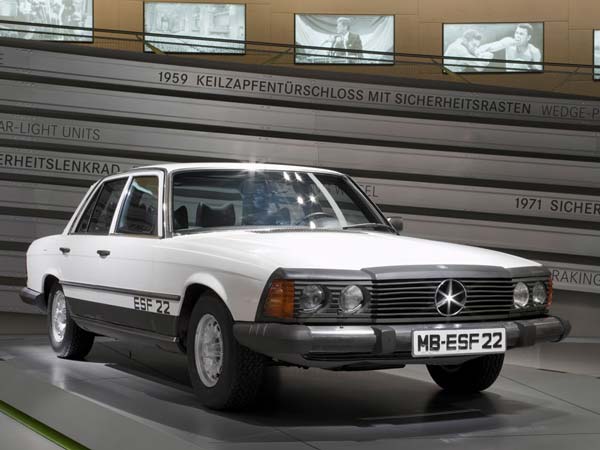 07. மெர்சிடிஸ் பென்ஸ் இஎஸ்எஃப்22