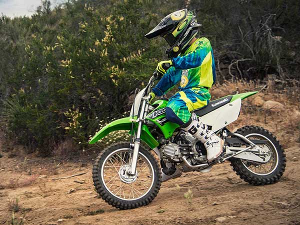 சாலைகளில் இயக்க அனுமதி இல்லை;