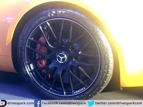 கஸ்டமைசேஷன் வசதி