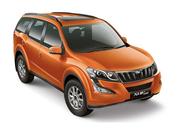  எஞ்சின்: மஹிந்திரா எக்ஸ்யூவி 500