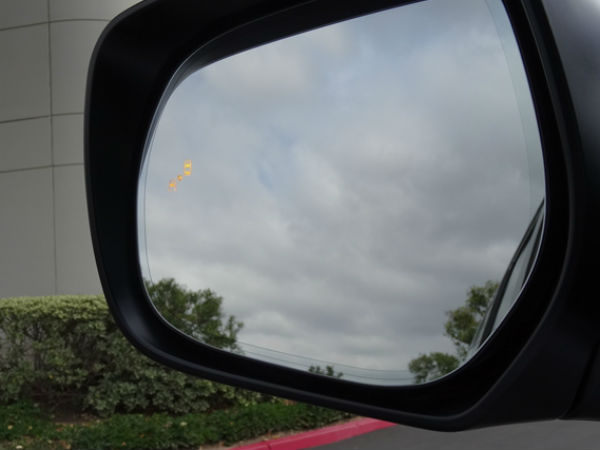 03. பிளைன்டு ஸ்பாட் மானிட்டரிங் சிஸ்டம்