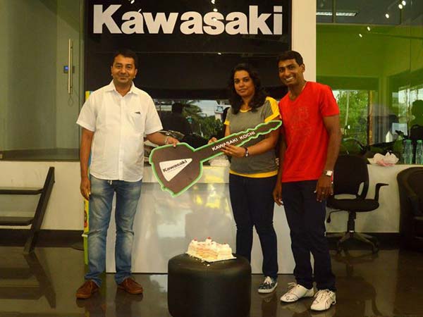 கொண்டாட்டம் கொண்டாட்டம்